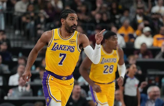 kaiyun体育-3战轰51分+11记三分！文森特变湖人真正冲冠拼图？