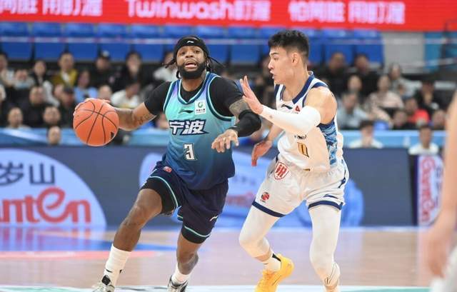 开运体育官网-CBA排名大变天！广东升第二，2大黑马疯狂搅局，辽宁山西难兄难弟