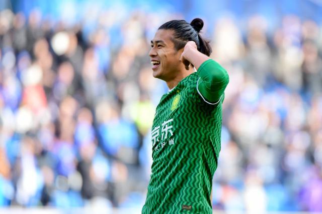 kaiyun-【中超】张玉宁破门杨立瑜点射 国安客场2比0胜沧州