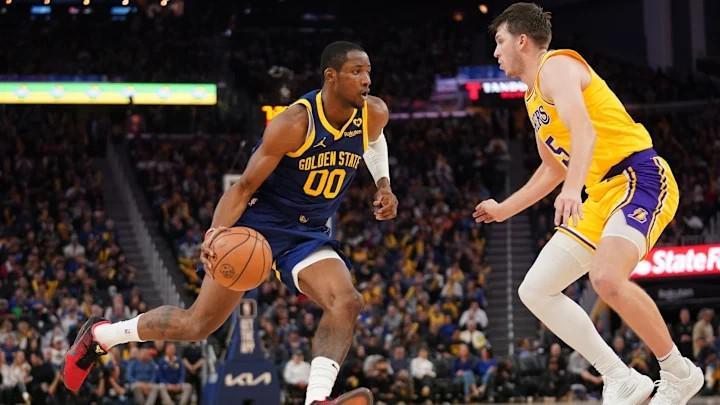 阿里纳斯：勇士搞砸了库明加的价值，他换不回里夫斯这样的球员