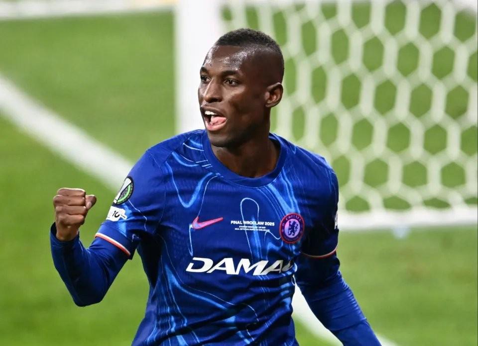 DO：切尔西已通知拜仁，不会继续推进雅克松的租借交易