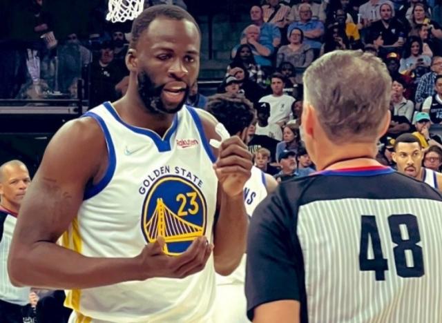 kaiyun体育-生吃一肘依旧云淡风轻 格林为季后赛立下决胜宣言