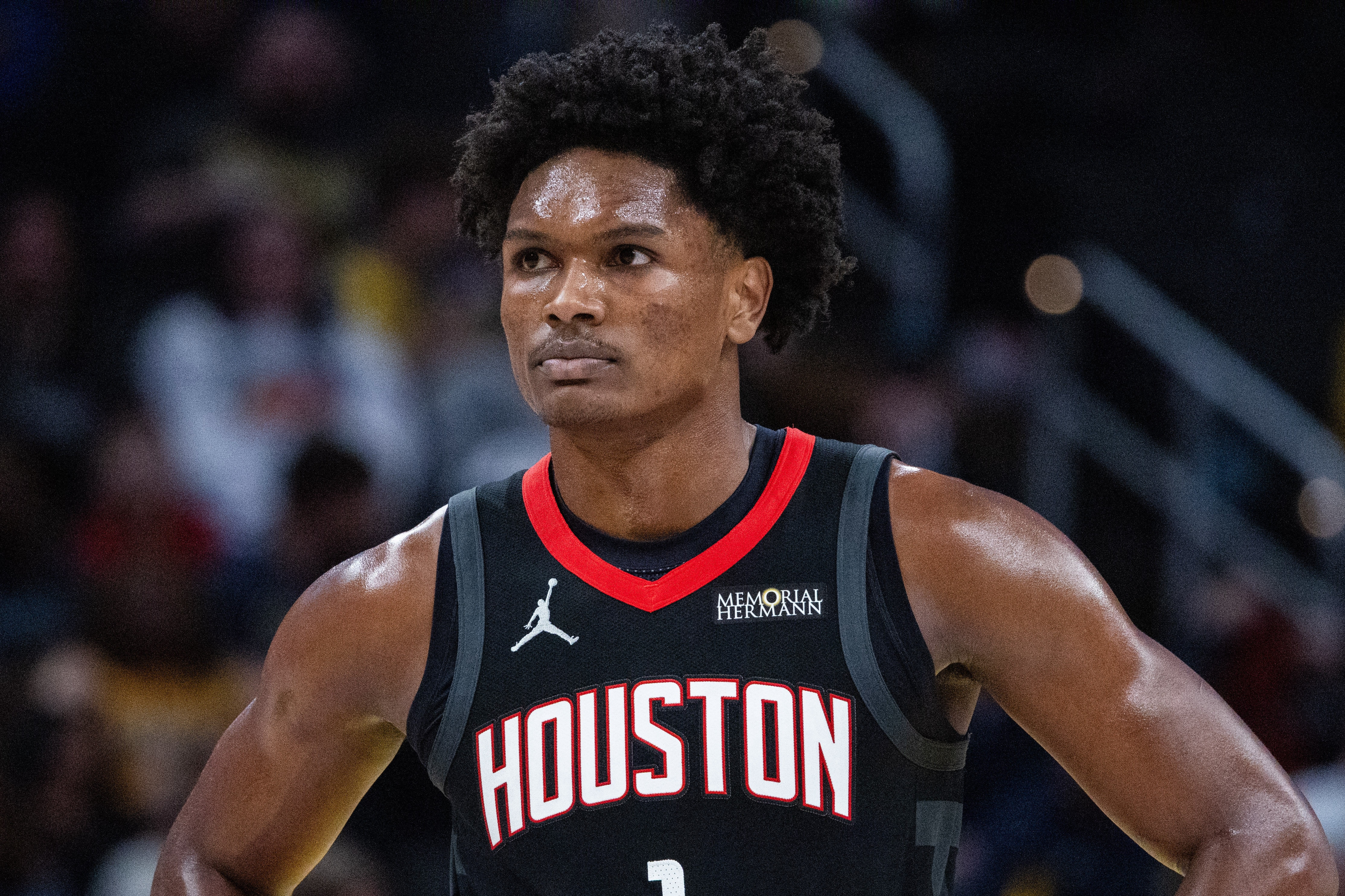 阿门:杰伦·格林是我兄弟 我对他说你增重了但还是撞不动我